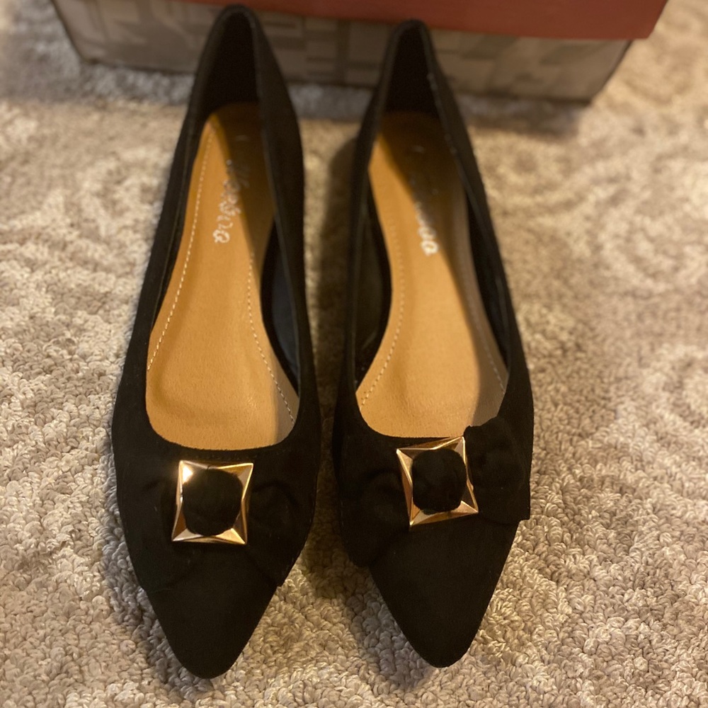 velvet classy bow tie gold black slip on flats.